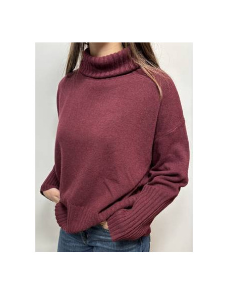 Tensione In Maglia a Collo Alto