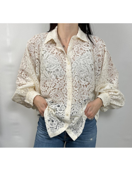 Vicolo Camicia In Pizzo Manica A Palloncino