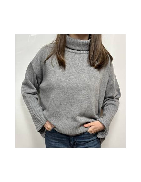 Tensione In Maglia a Collo Alto