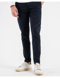 BL.11 Pantaloni Chinos Basico