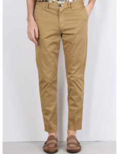 BL.11 Pantaloni Chinos Basico
