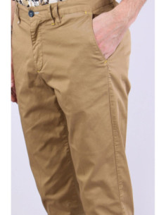 BL.11 Pantaloni Chinos Basico 2