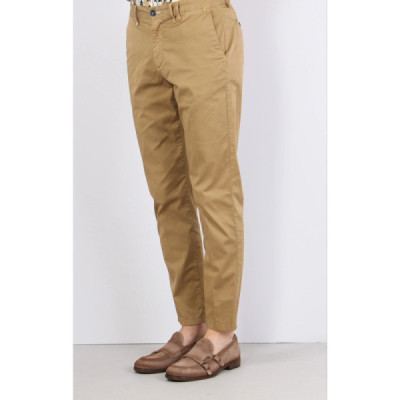 BL.11 Pantaloni Chinos Basico BL.11 Pantaloni Chinos Basico