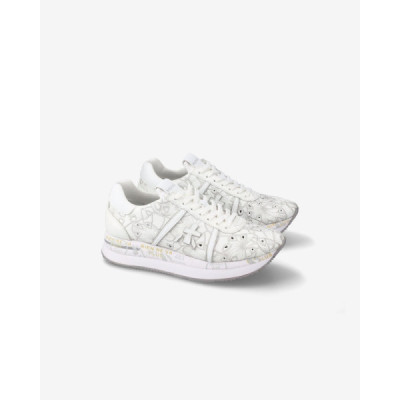 Premiata Conny