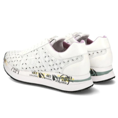 Premiata Conny