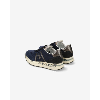 Premiata Conny