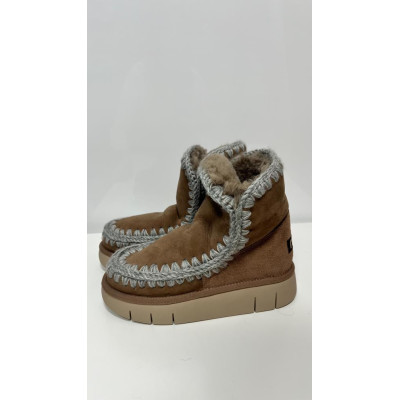 Mou Eskimo 18