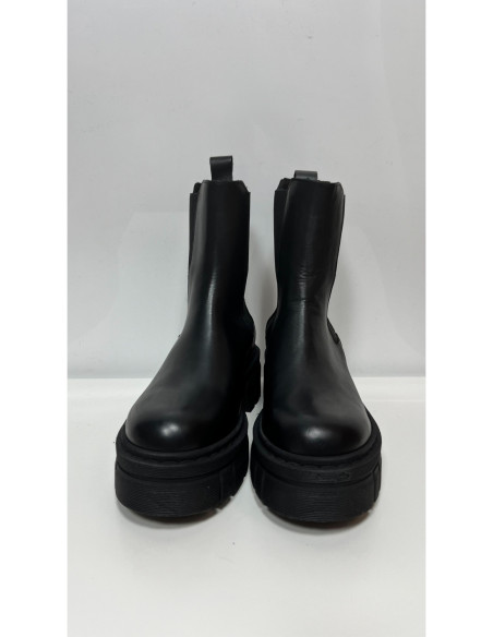 Ovyè Boot In Pelle