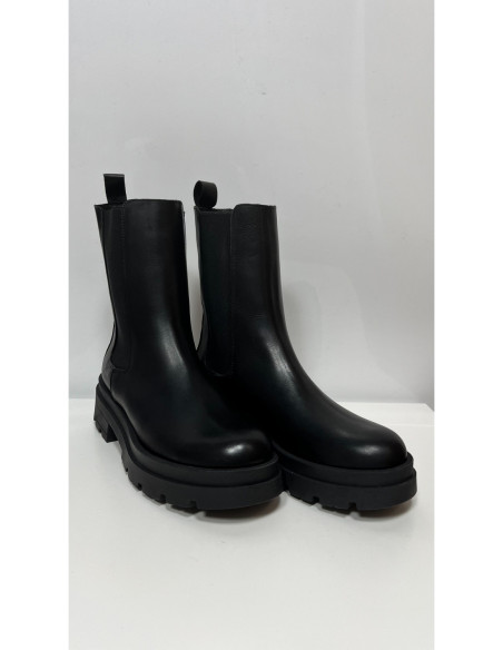 Ovyè Boot In Pelle