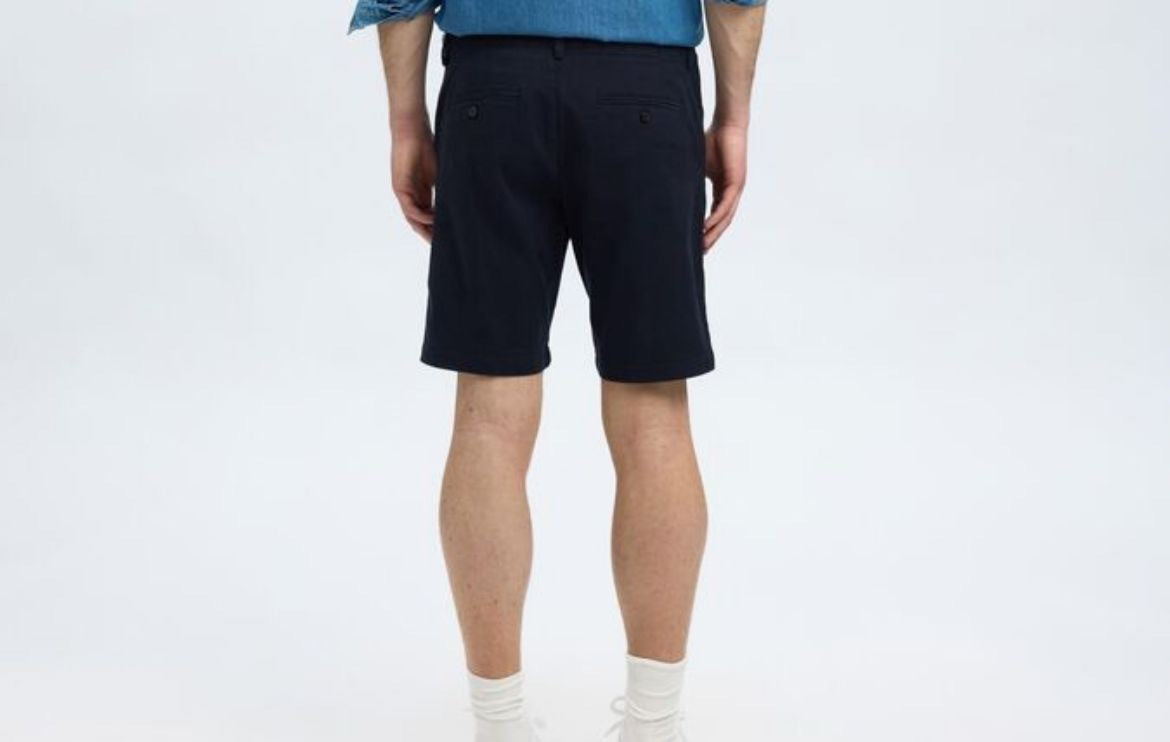 Chino  Corti Selected

16092329MOREL