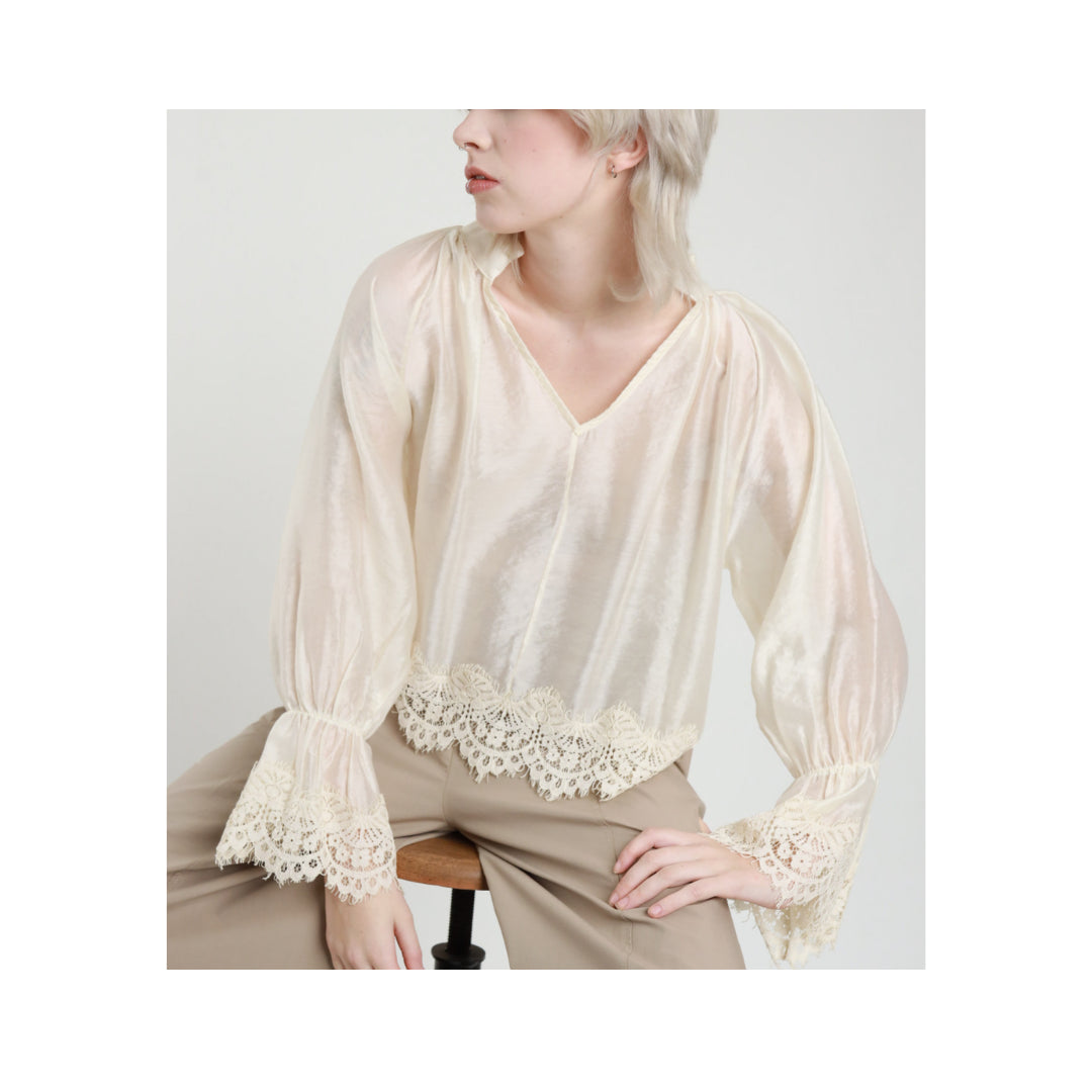 Blusa Pizzo SUSY MIX

26180BURRO