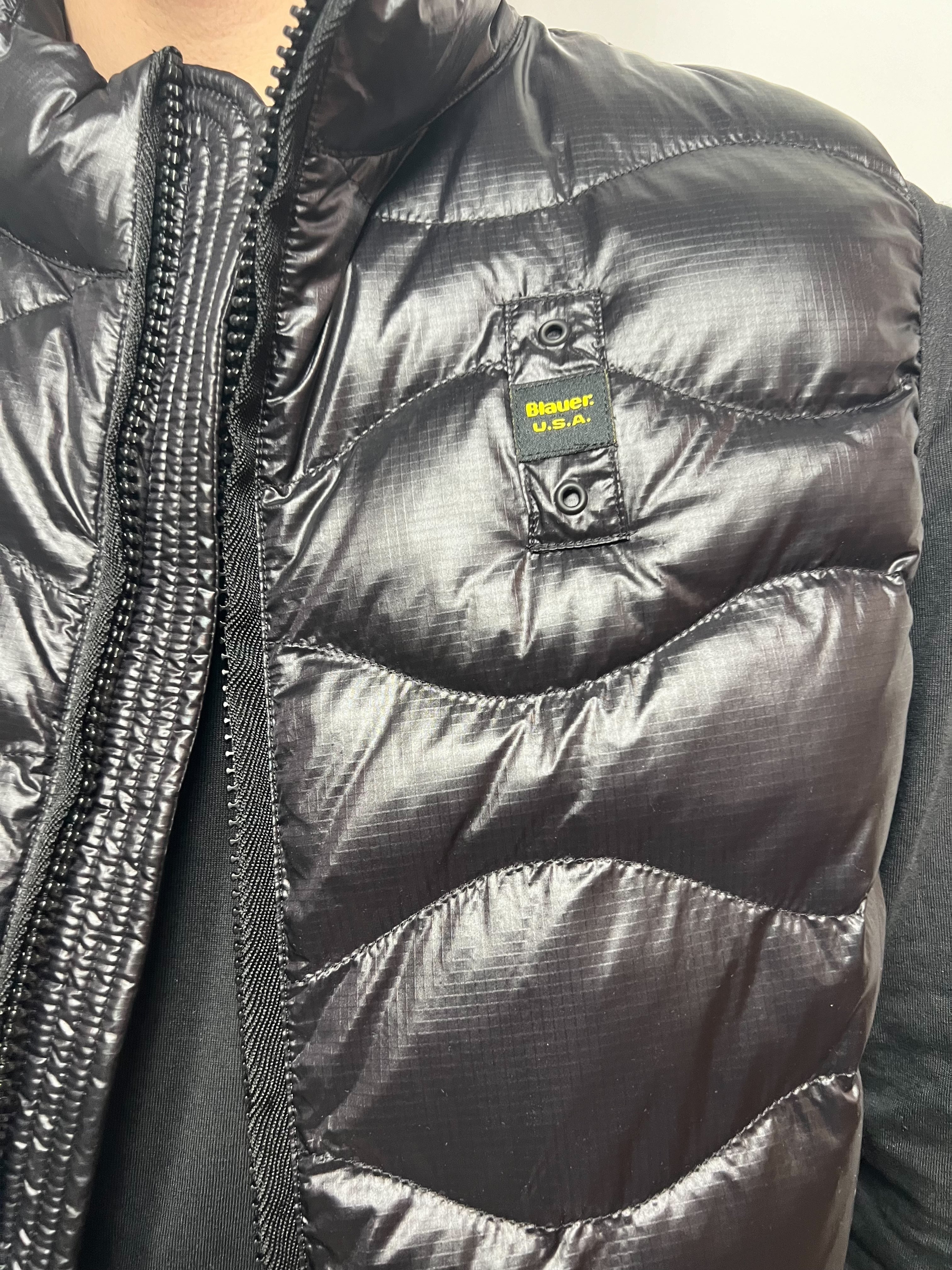 Blauer Gilet Nero