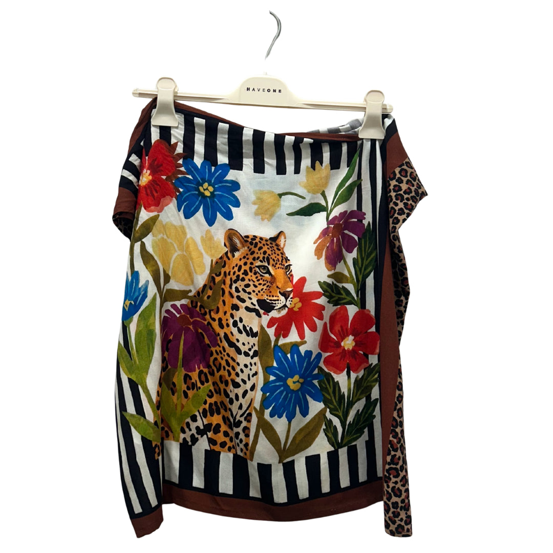 Tensione In Gonna Pareo Corta Stampa Tigre E Fiori
39679FLOREALE