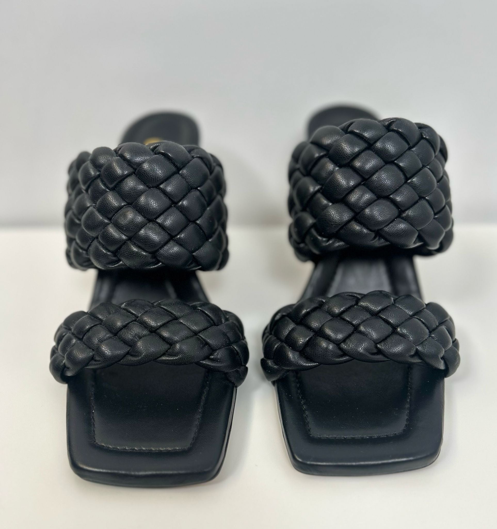 Ovyè Sandalo In Pelle Intrecciato