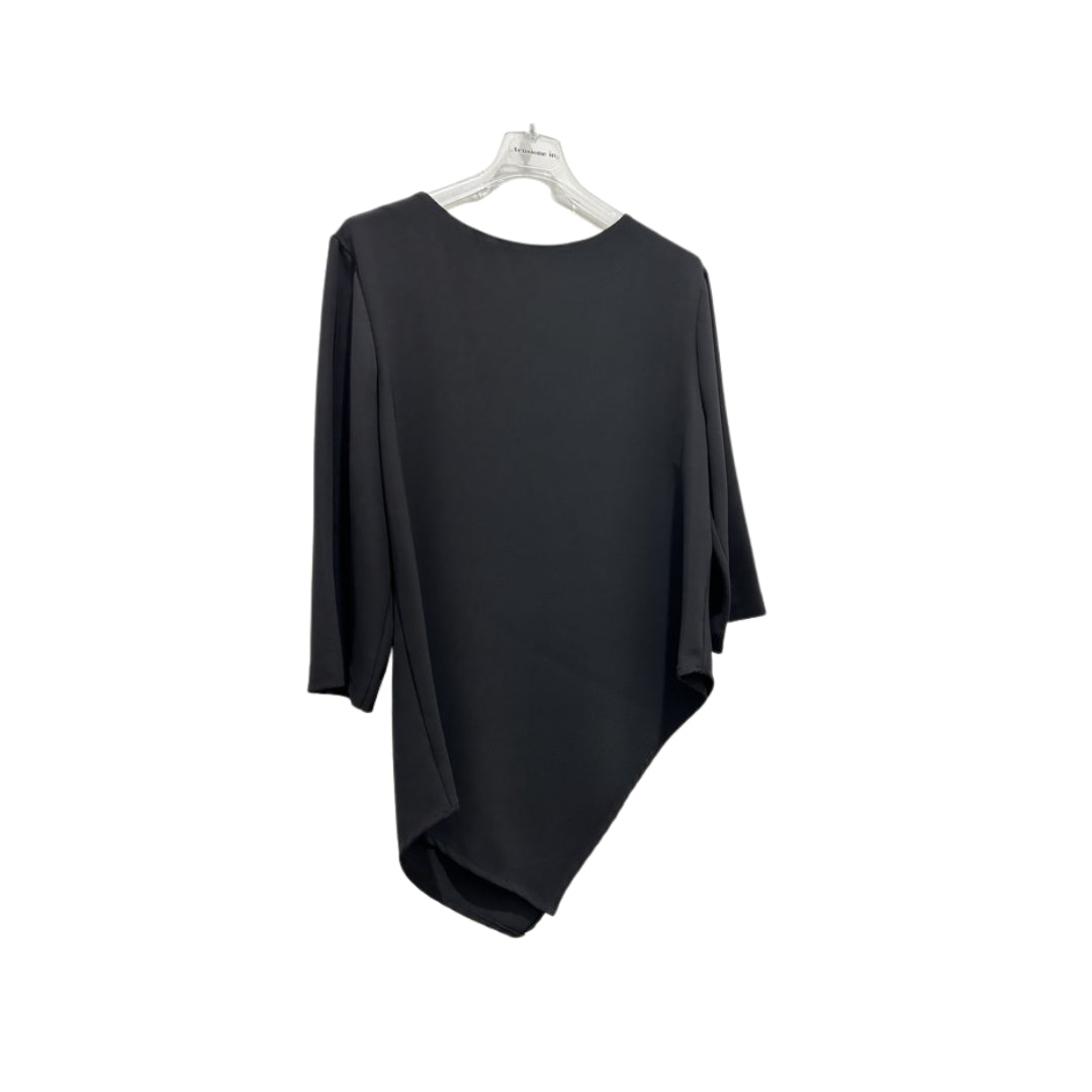 Tensione In Blusa Dal Taglio Asimmetrico

AI25540CAMP