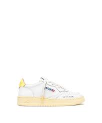 AUTRY SNEAKERS
SNEAKERS MEDALIST LOW IN PELLE BIANCA E NERA E SUEDE BEIGE
AULM - LS21