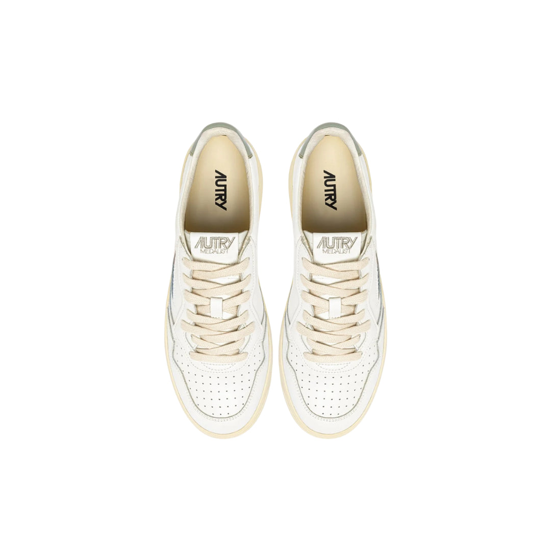 AUTRY SNEAKERS
SNEAKERS MEDALIST LOW IN PELLE BIANCA E SPACE 
AULM-LL12