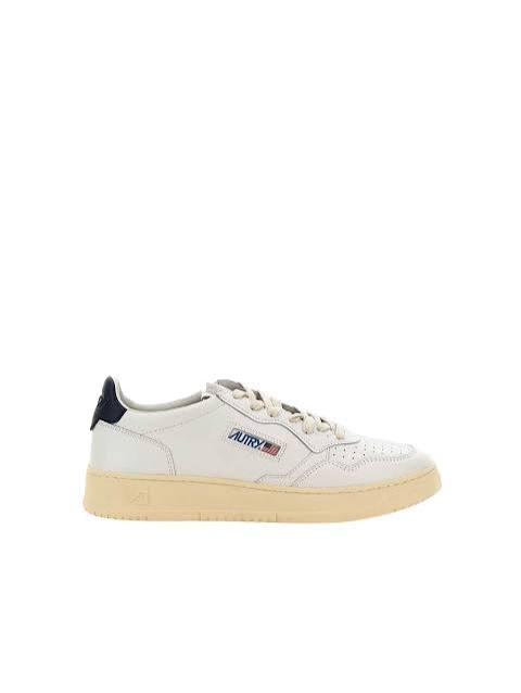AUTRY SNEAKERS
SNEAKERS MEDALIST LOW IN PELLE BIANCA E DEWBERRY
AULW - LL08