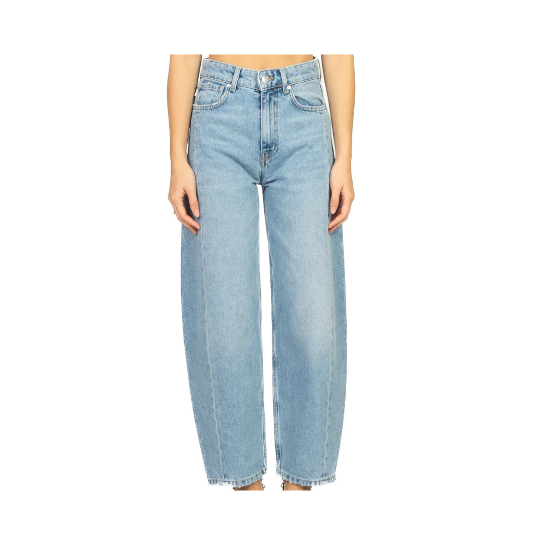 Jeans Chiara Barrel VICOLO

DAB5247JEANS