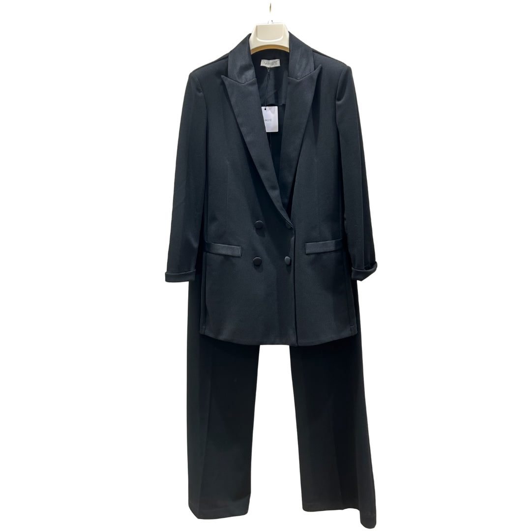 Namasté Tailleur Nero
GIA01200007NERO