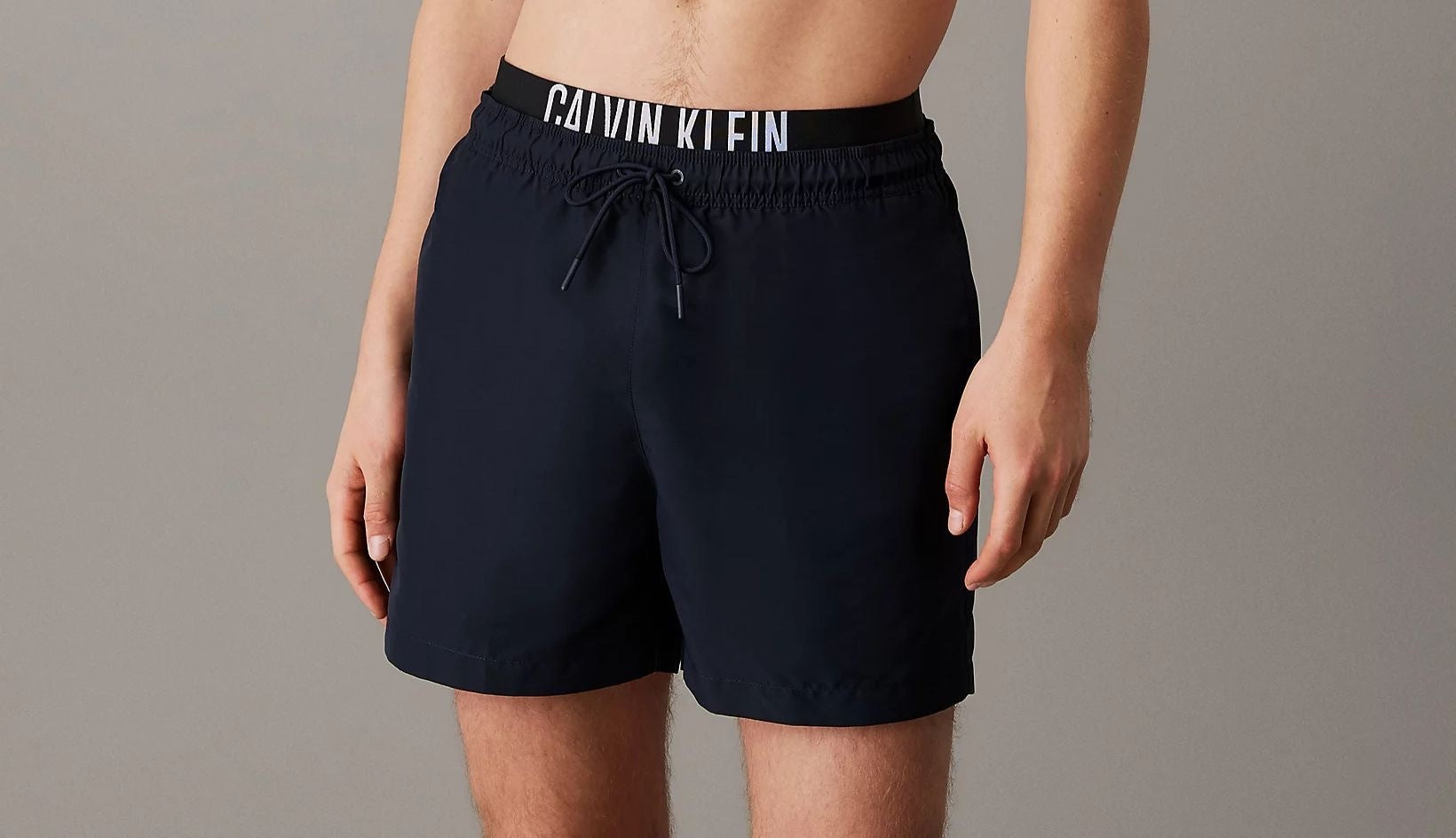 Calvin Klein Costume Da Bagno Corti Con Fascia In Vita Doppia