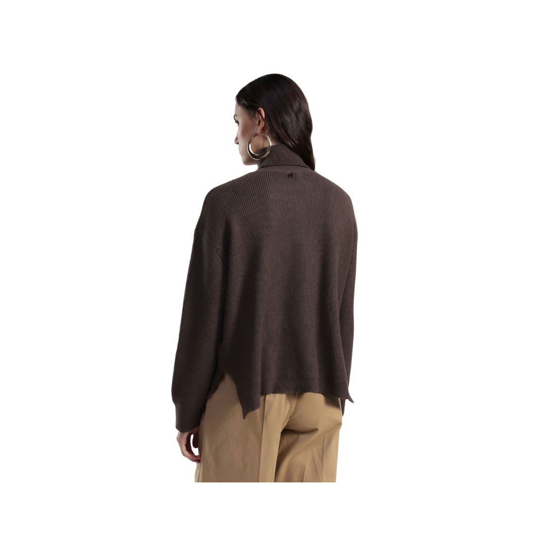 Dixie Maglione A Collo Alto Con Lavorazione A Coste

M223Y103X