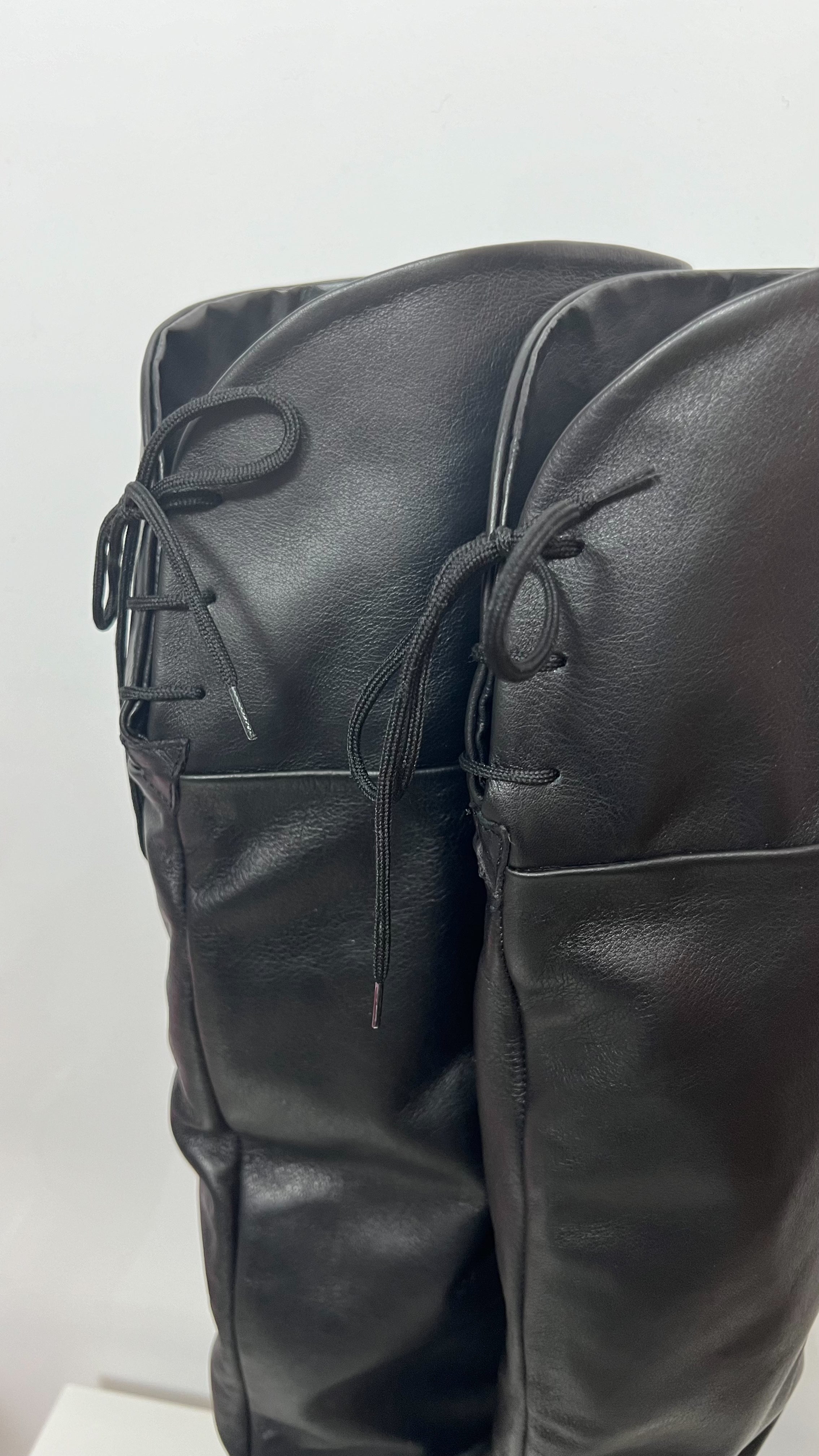 Divine Follie Stivali In Camoscio