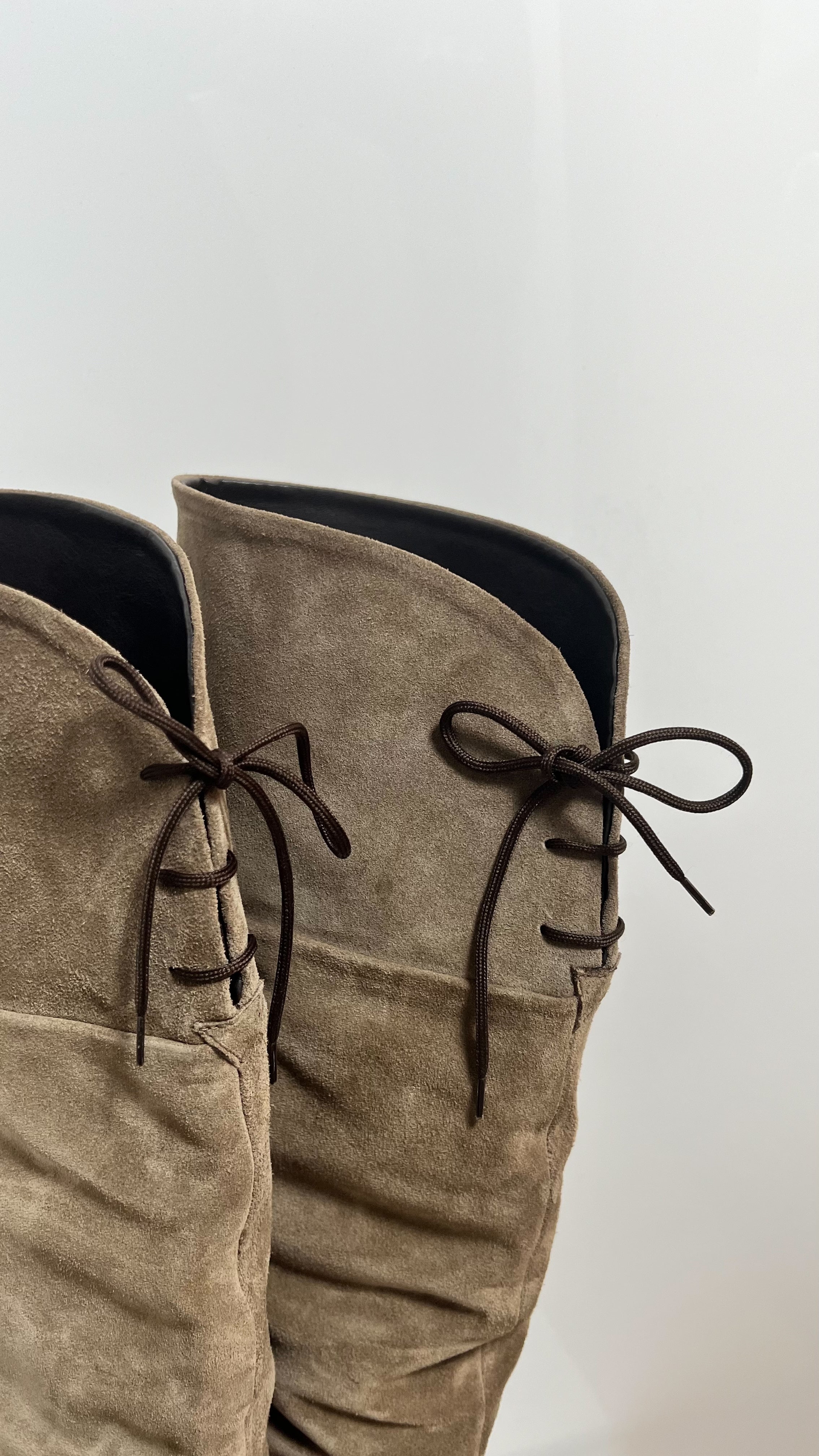 Divine Follie Stivali In Camoscio