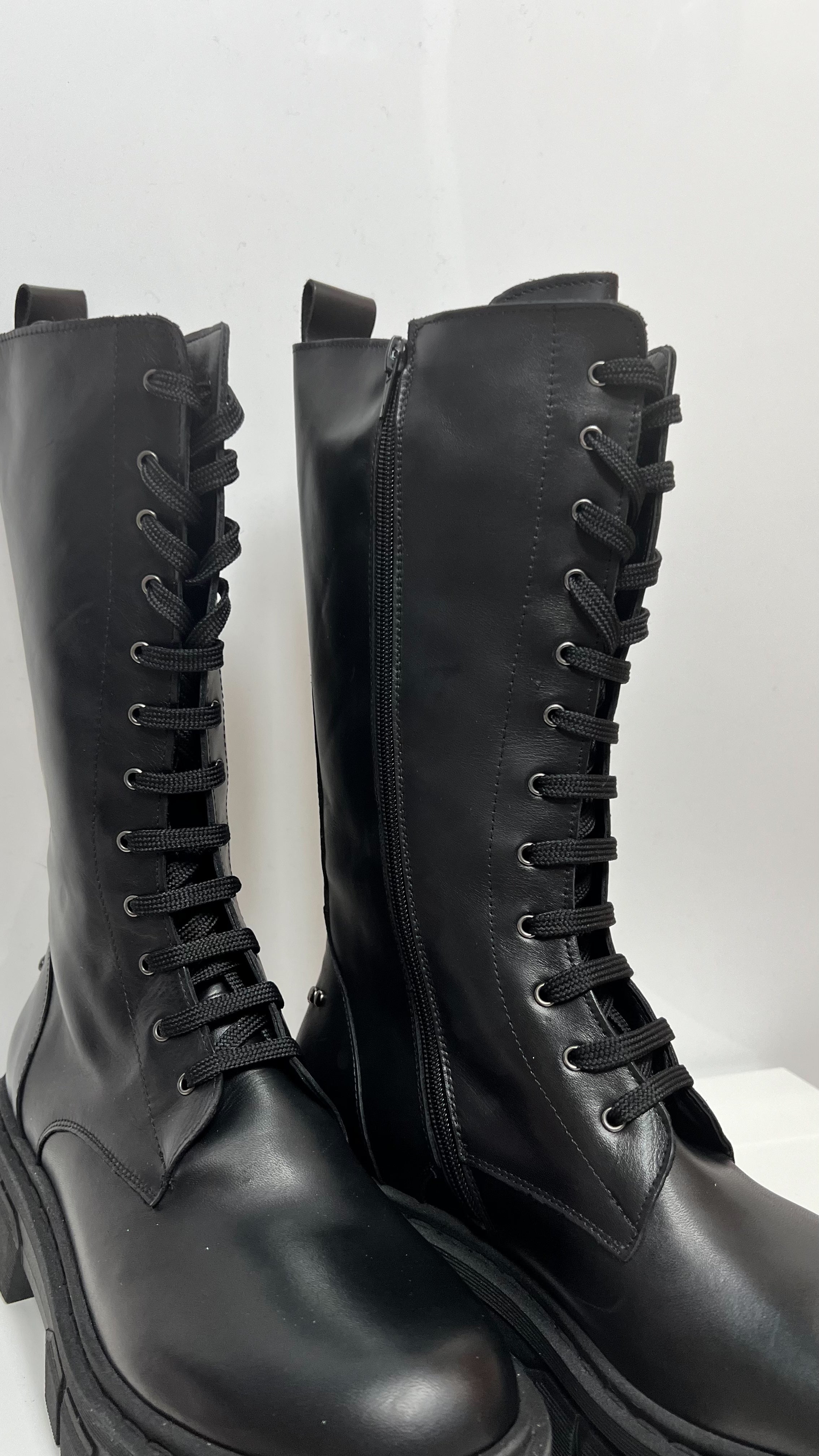 Ovyè Stivali In Pelle