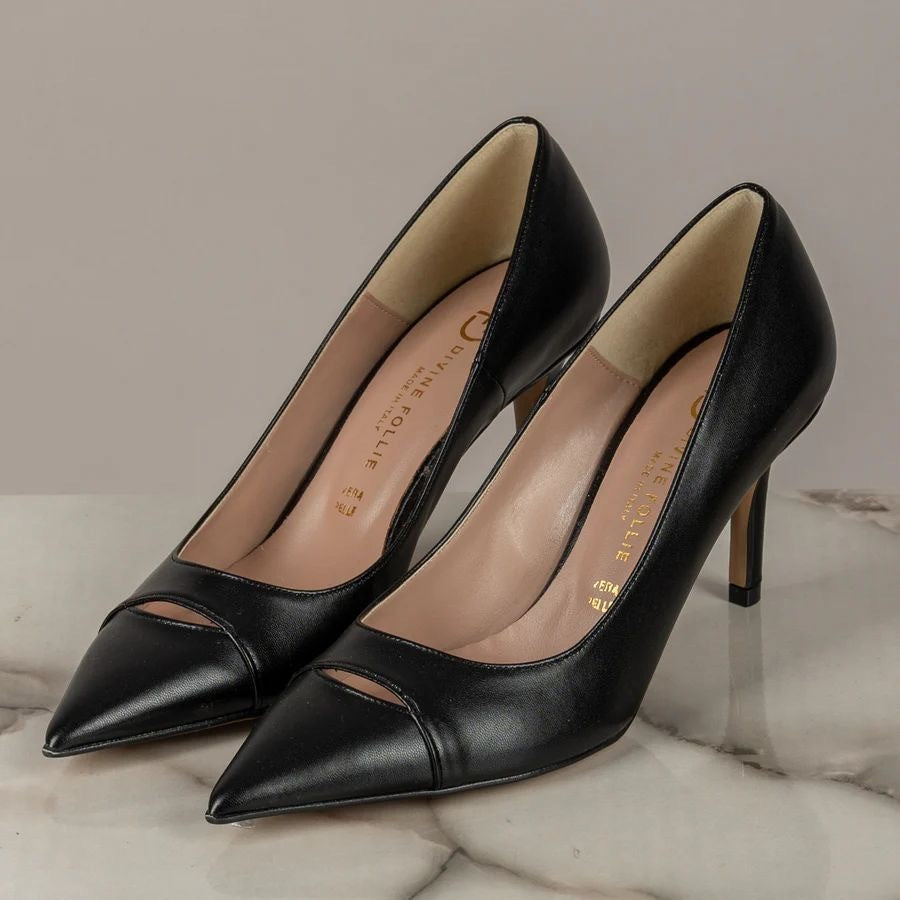 Decollete Cut Out Divine Follie