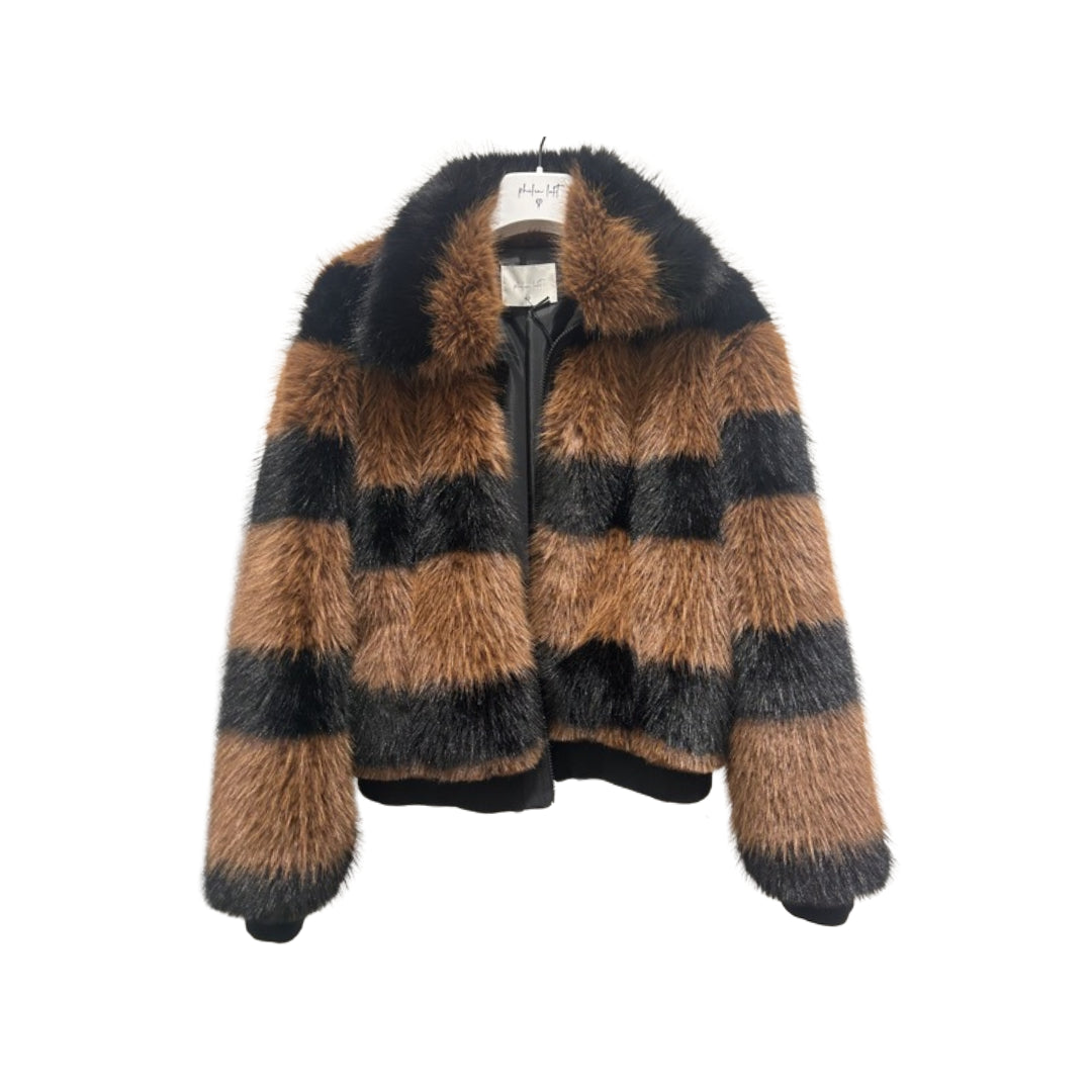 Philia Loft Pelliccia Ecofur

R01Y0611