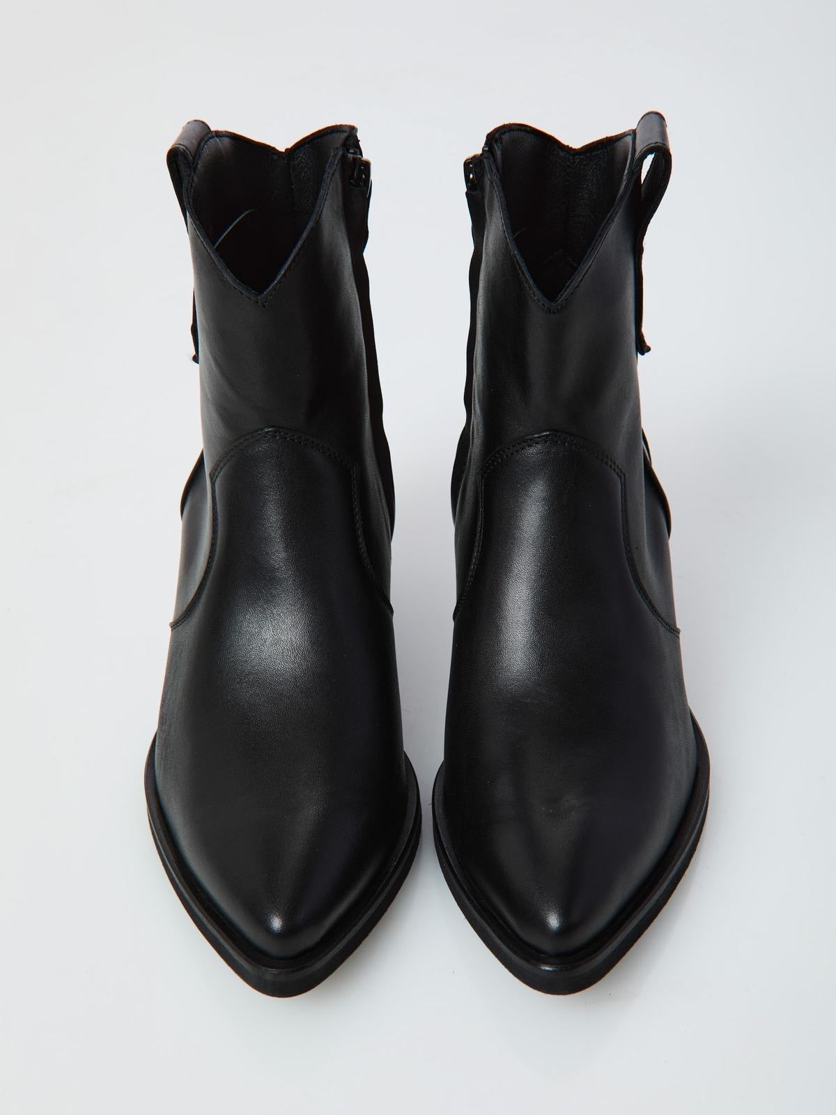 Ovyè Stivaletto In Pelle