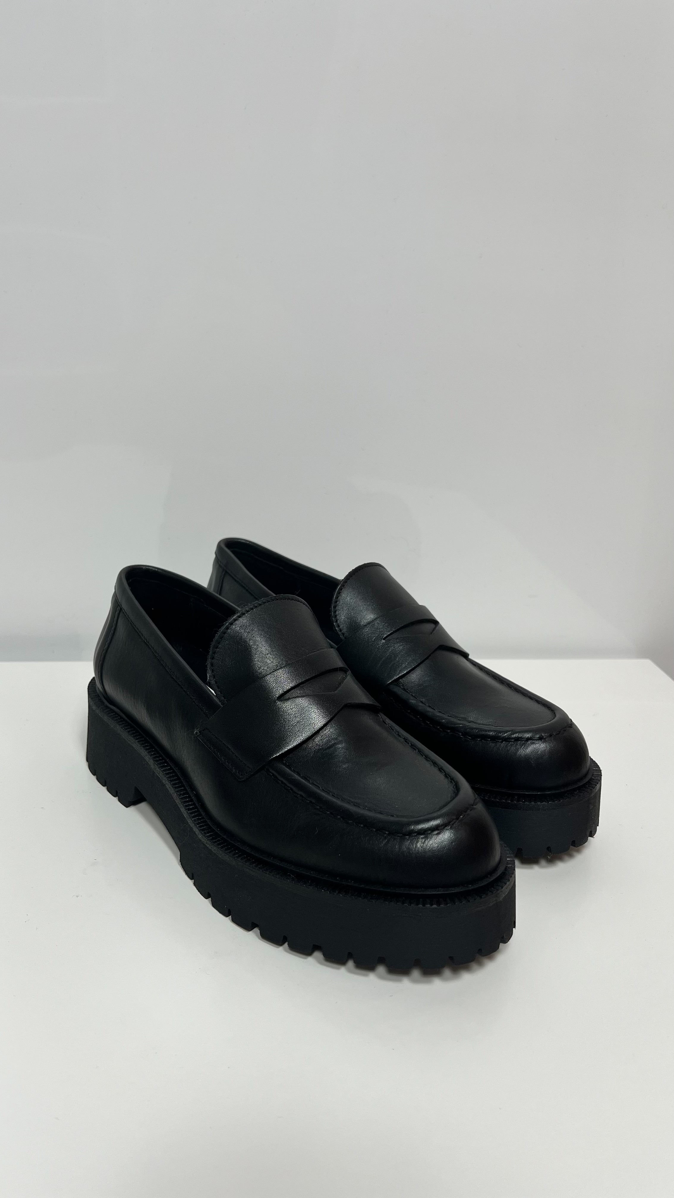 Ovyè Mocassino In Pelle Abrasiva