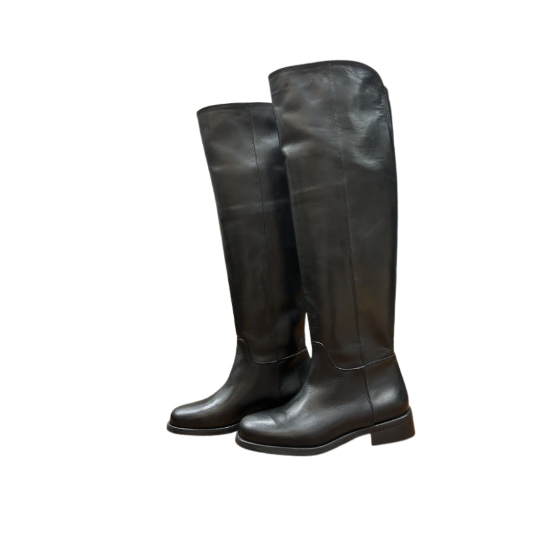 Ovyè Stivali In Pelle

STRAV01