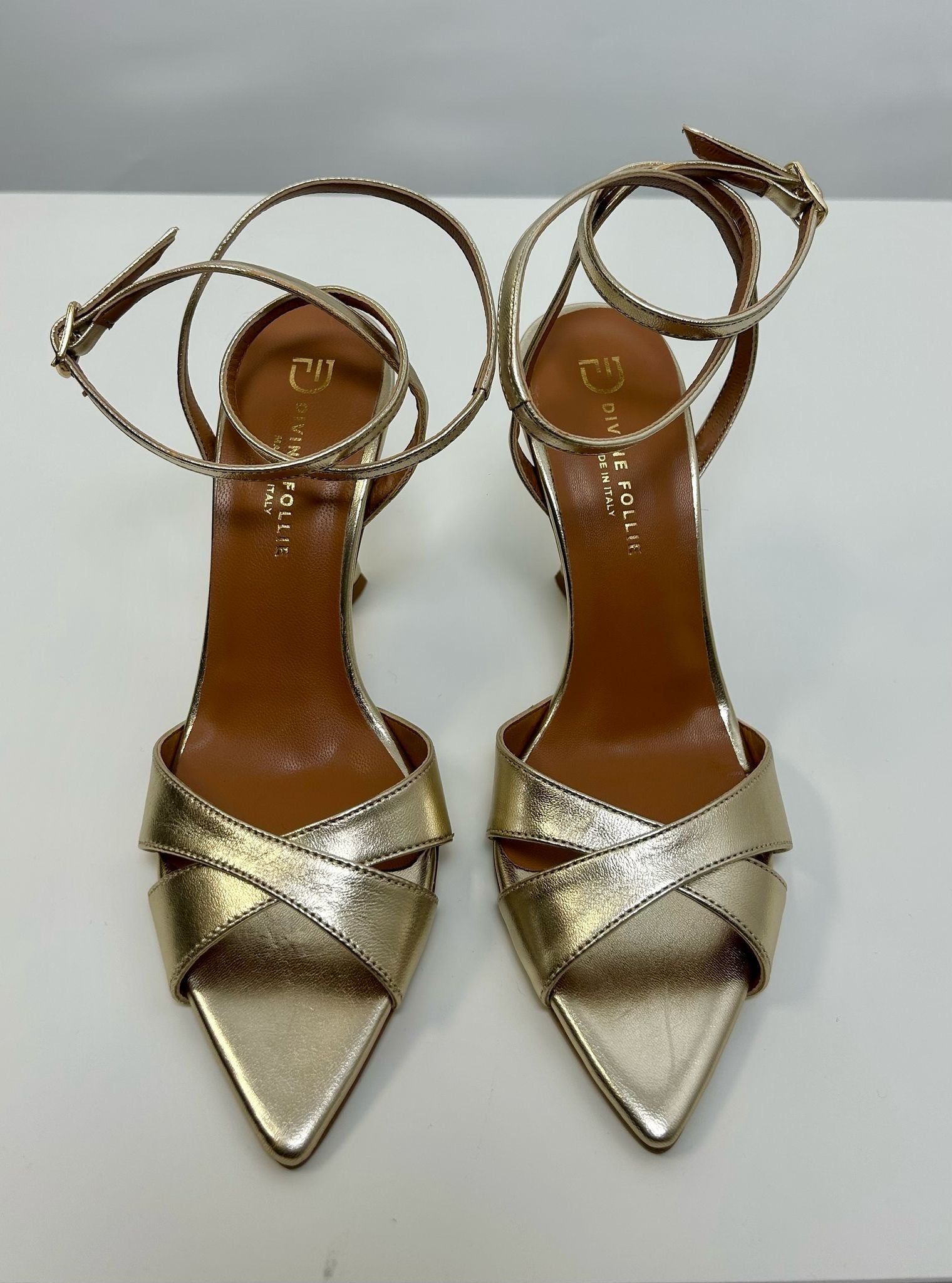 Divine Follie Sandalo Con Cinturino