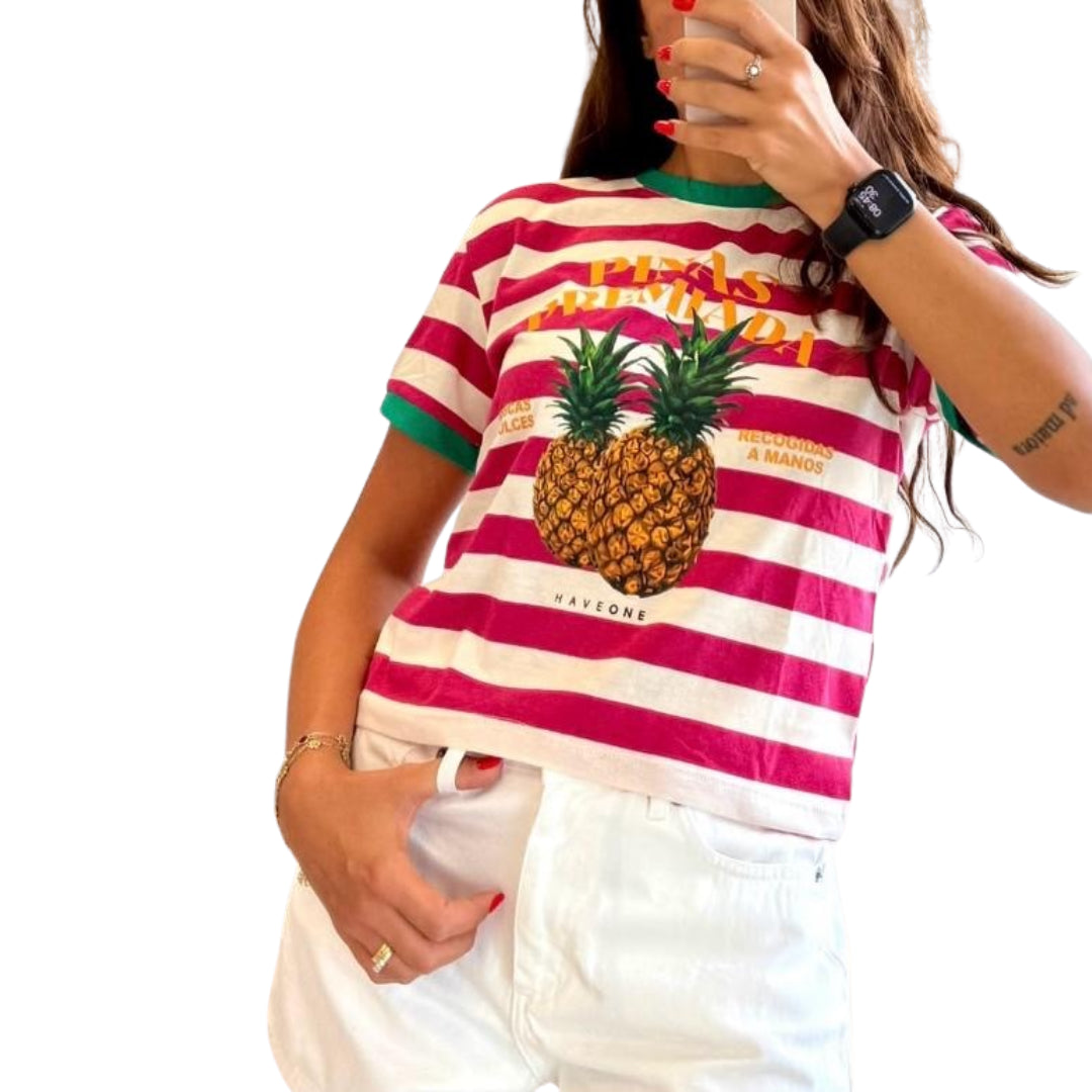 Vicolo T-Shirt Con Stampa Ananas
TSH-Q249 LATTE FUCSIA